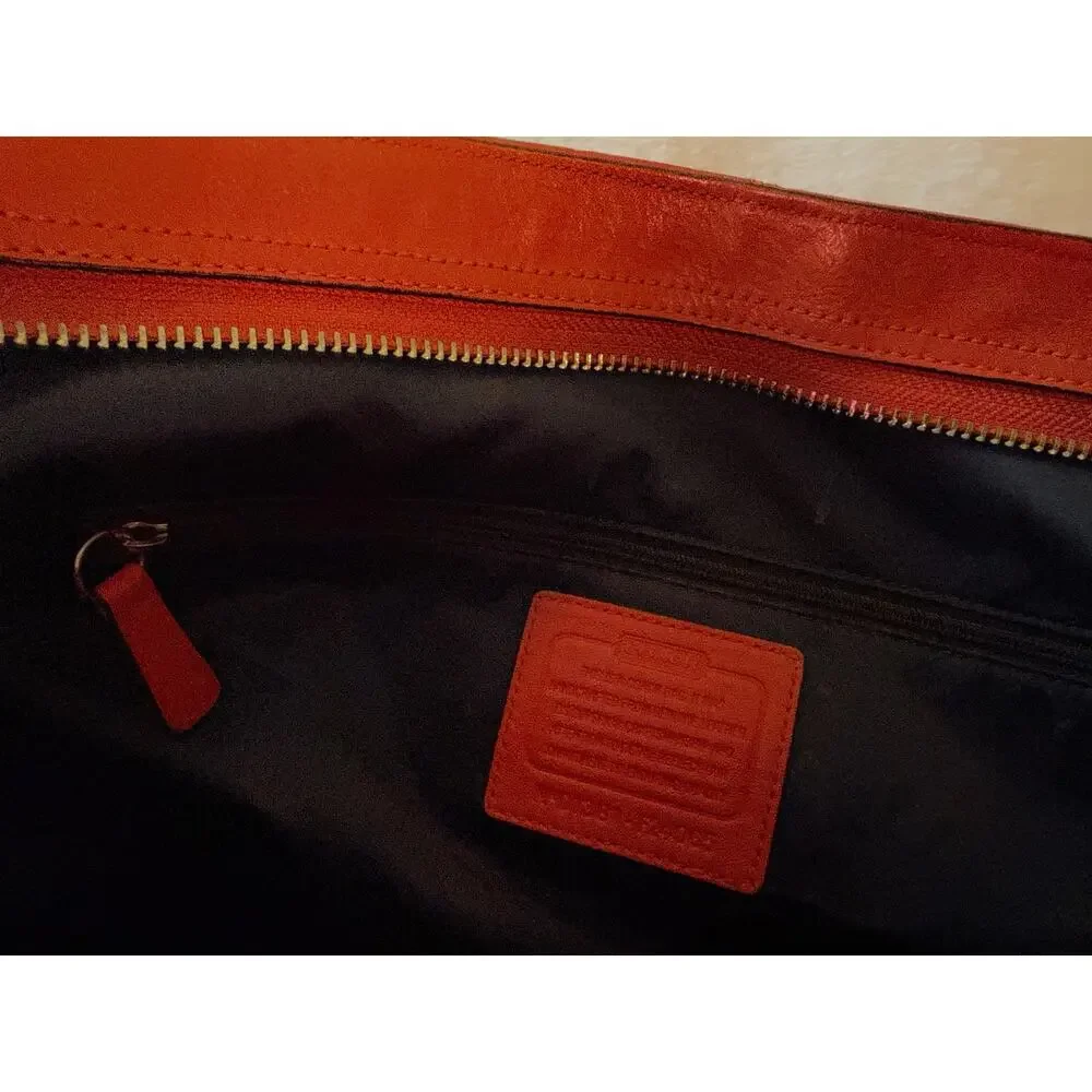 Coach Park Carrie Colorblock Leather Shoulder Tote Bag – Style F24065